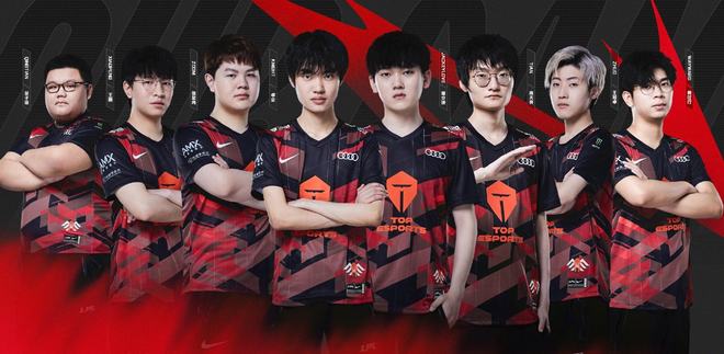 脚踏实地 脚踏实地