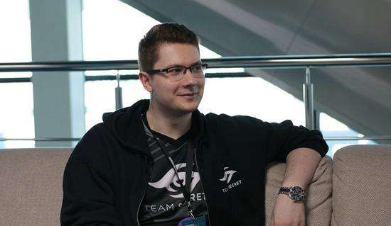 守球员不常 守球员不常