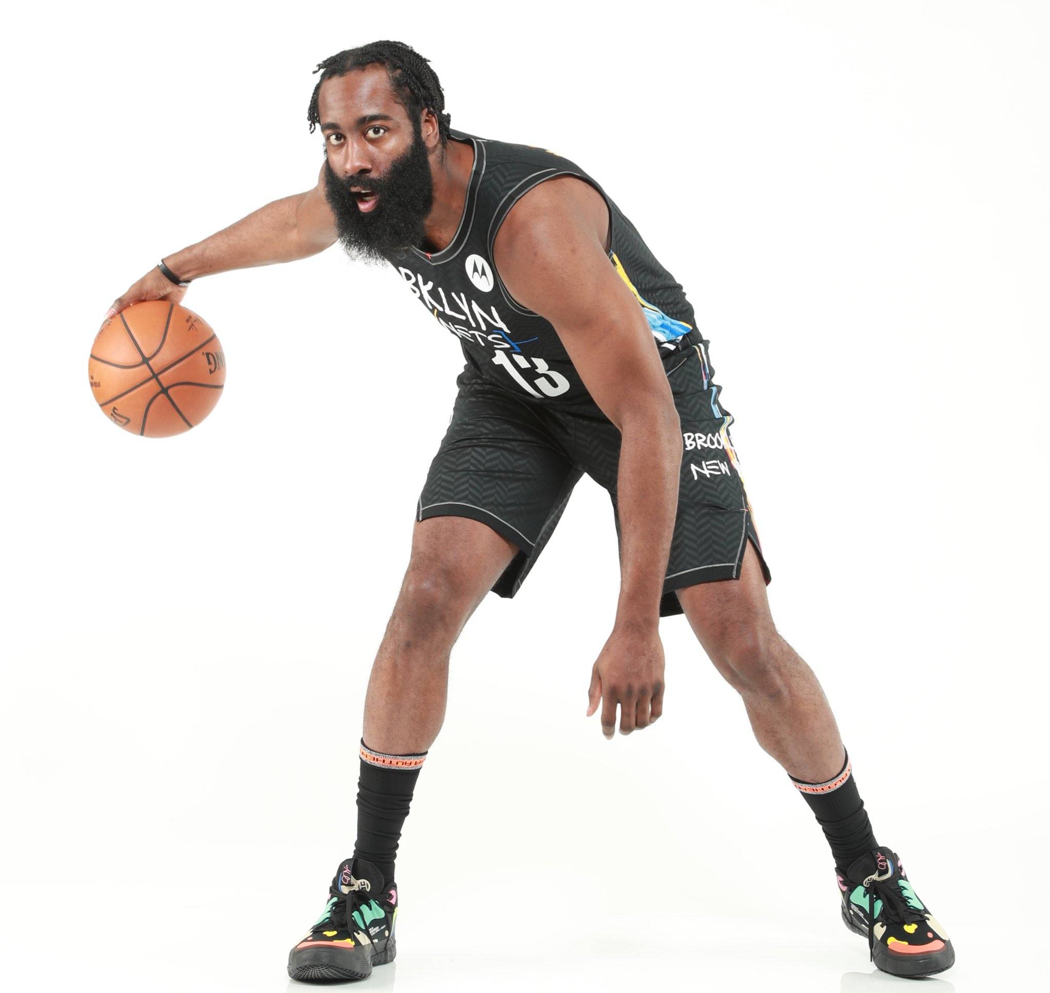 动与禁区前 动与禁区前